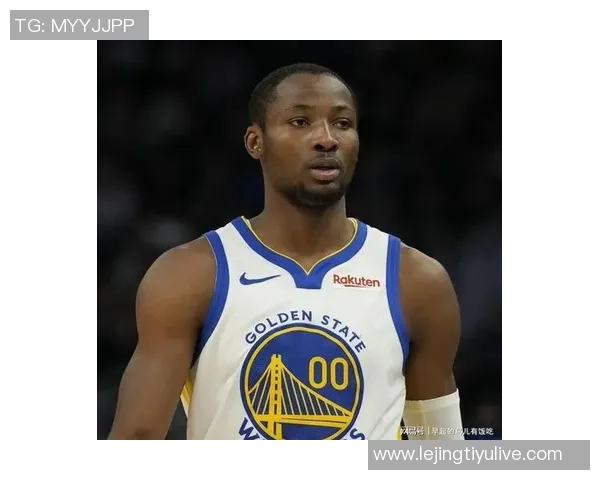 桑托斯精彩表现一人挡三敌反向库明加助攻防守与进攻双丰收